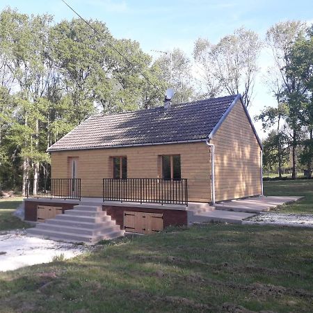 فيلا Maison Independante Saint-Amand-en-Puisaye المظهر الخارجي الصورة